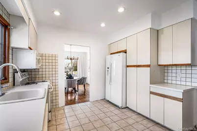 112 New Hyde Park Road, Garden City, NY 11530 - Photo 10