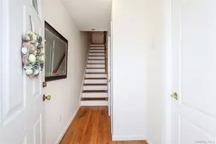 54 Landing Rd, Glen Cove, NY 11542 - Photo 6