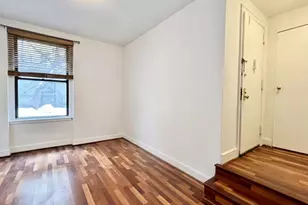 21-28 35th St, Astoria, NY 11105 - Photo 8
