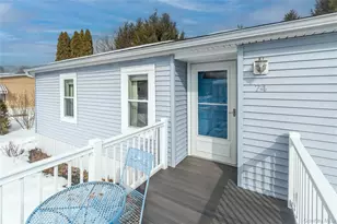 74 Hidden Brook Dr, Hyde Park, NY 12538 - Photo 4