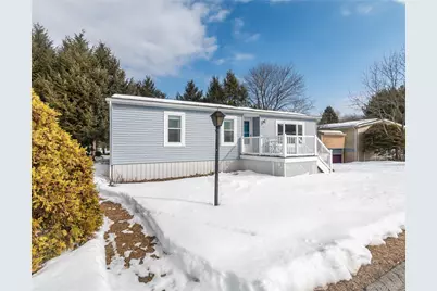 74 Hidden Brook Drive, Hyde Park, NY 12538 - Photo 2