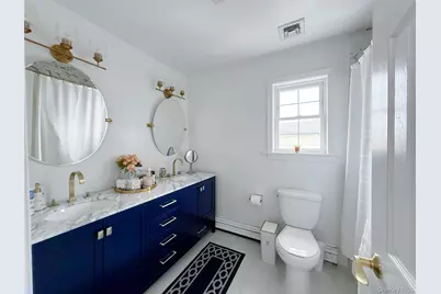 141 Burhans Avenue, Yonkers, NY 10701 - Photo 12