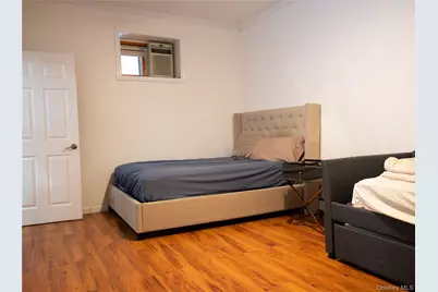 141 Burhans Avenue, Yonkers, NY 10701 - Photo 26