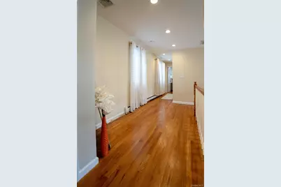 141 Burhans Avenue, Yonkers, NY 10701 - Photo 16