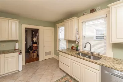 17 Streit Avenue, Poughkeepsie, NY 12603 - Photo 16