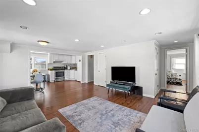 272 N Delaware Avenue, Massapequa, NY 11758 - Photo 6