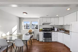 272 N Delaware Ave, Massapequa, NY 11758 - Photo 8