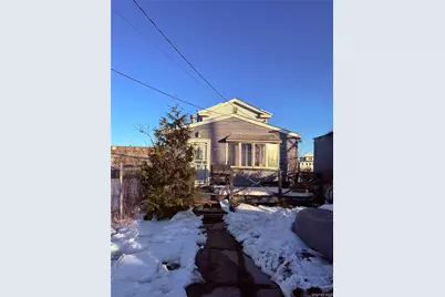 15531 Bayview Avenue, Rosedale, NY 11422 - Photo 1