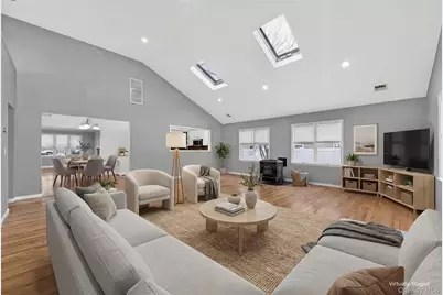 535 Brooklyn Boulevard, Brightwaters, NY 11718 - Photo 14