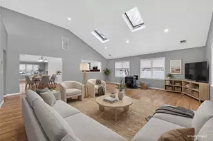 535 Brooklyn Blvd, Brightwaters, NY 11718 - Photo 14