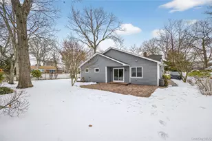 535 Brooklyn Blvd, Brightwaters, NY 11718 - Photo 34