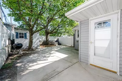 101 California Street, Long Beach, NY 11561 - Photo 22