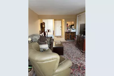 241-20 Northern Boulevard #4A, Douglaston, NY 11362 - Photo 6