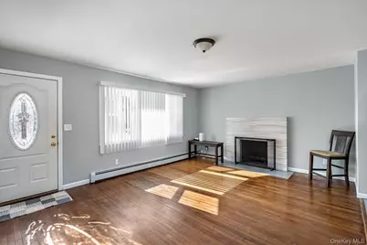 93 Garfield Boulevard #93, Farmingdale, NY 11735 - Photo 10