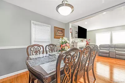 128 Park Avenue, Roosevelt, NY 11575 - Photo 10