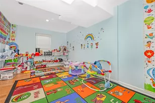 128 Park Ave, Roosevelt, NY 11575 - Photo 20