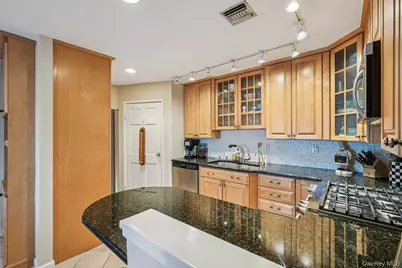 2 Burd Street #3102, Nyack, NY 10960 - Photo 12