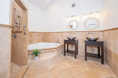 87 Soundview Drive, Port Jefferson, NY 11777 - Photo 32