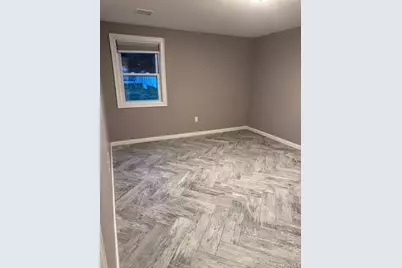 164 W Nicholai Street, Hicksville, NY 11801 - Photo 6