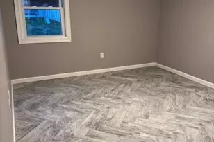 164 W Nicholai St, Hicksville, NY 11801 - Photo 6