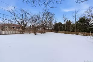 225 Willets Ln, Jericho, NY 11753 - Photo 32