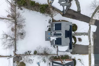 225 Willets Lane, Jericho, NY 11753 - Photo 38