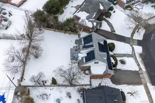 225 Willets Ln, Jericho, NY 11753 - Photo 38