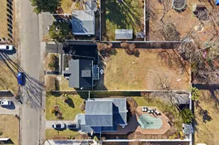 7 E Lakeland St, Bay Shore, NY 11706 - Photo 4