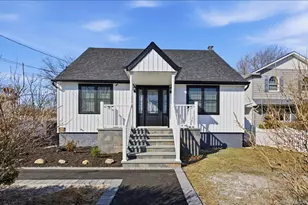 7 E Lakeland St, Bay Shore, NY 11706 - Photo 6