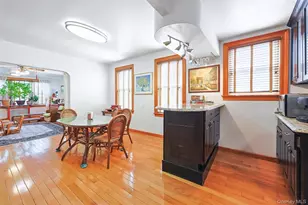 81-24 167th St, Jamaica, NY 11432 - Photo 8