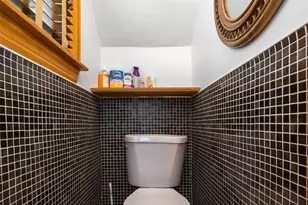 81-24 167th St, Jamaica, NY 11432 - Photo 10