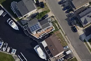 729 S 9th St, Lindenhurst, NY 11757 - Photo 14