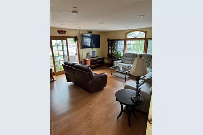 729 S 9th Street, Lindenhurst, NY 11757 - Photo 10