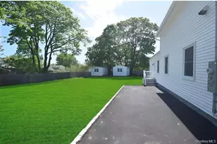 7600 Main Rd, East Marion, NY 11939 - Photo 4