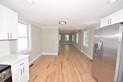 7600 Main Road, East Marion, NY 11939 - Photo 30