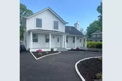 7600 Main Road, East Marion, NY 11939 - Photo 2