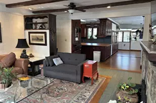 3 Crestwood Pl, Great Neck, NY 11024 - Photo 6