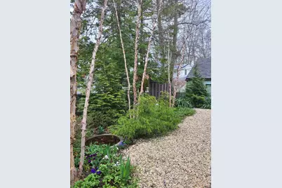 3 Crestwood Place, Great Neck, NY 11024 - Photo 12