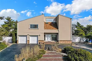 49 Dolphin Ln E, Copiague, NY 11726 - Photo 30