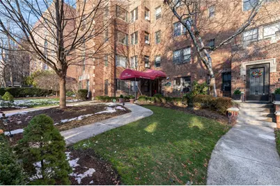 1 Franklin Avenue #4G, White Plains, NY 10601 - Photo 2