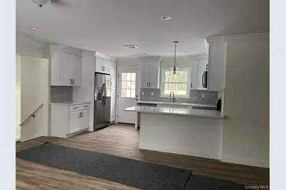 70 Crestwood Drive, Shirley, NY 11967 - Photo 4