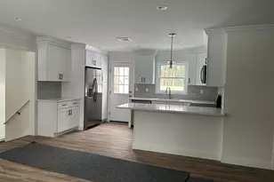 70 Crestwood Dr, Shirley, NY 11967 - Photo 4