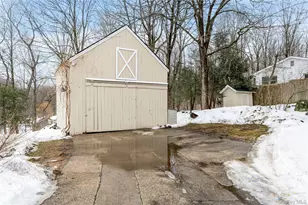 277 Old Post Rd, Bedford, NY 10506 - Photo 8