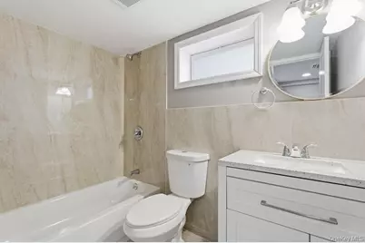 149 Delaware Avenue, Bay Shore, NY 11706 - Photo 16