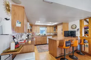 4 Lambros Dr, Monroe, NY 10950 - Photo 8