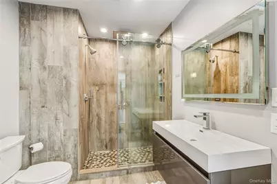 19 Frost Creek Drive, Lattingtown, NY 11560 - Photo 22