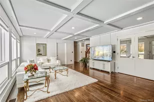 19 Frost Creek Dr, Locust Valley, NY 11560 - Photo 12