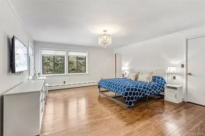 19 Frost Creek Drive, Locust Valley, NY 11560 - Photo 24