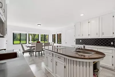 19 Frost Creek Drive, Locust Valley, NY 11560 - Photo 16