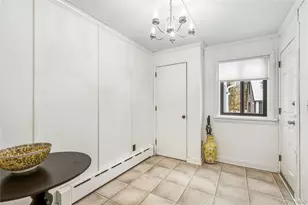 19 Frost Creek Dr, Locust Valley, NY 11560 - Photo 16